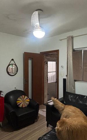 Casa à venda com 135m², 4 quartos e 1 vaga Casa à venda com 135m², 4 quartos e 1 vagaSala