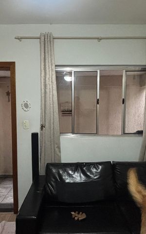 Casa à venda com 135m², 4 quartos e 1 vaga Casa à venda com 135m², 4 quartos e 1 vagaSala