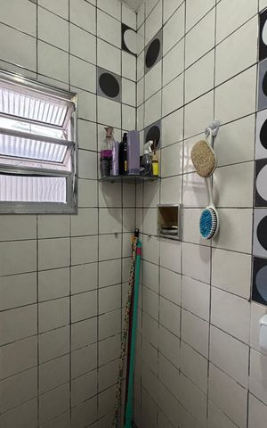 Casa à venda com 135m², 4 quartos e 1 vaga Casa à venda com 135m², 4 quartos e 1 vagaBanheiro