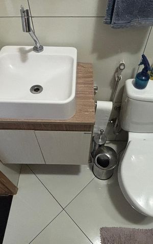 Casa à venda com 135m², 4 quartos e 1 vaga Casa à venda com 135m², 4 quartos e 1 vagaBanheiro