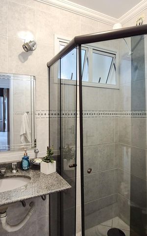 Apartamento para alugar com 200m², 3 quartos e 4 vagas Apartamento para alugar com 200m², 3 quartos e 4 vagasBanheiro Social