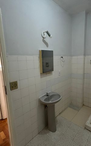 Apartamento à venda com 50m², 1 quarto e sem vagaBanheiro