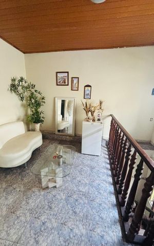 Casa para alugar com 120m², 2 quartos e 2 vagas Casa para alugar com 120m², 2 quartos e 2 vagasSala