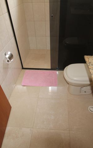 Casa à venda com 126m², 3 quartos e 3 vagasQuarto 1 - Banheiro