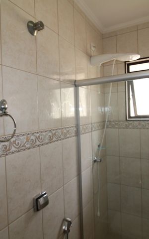 Casa à venda com 126m², 3 quartos e 3 vagasBanheiro