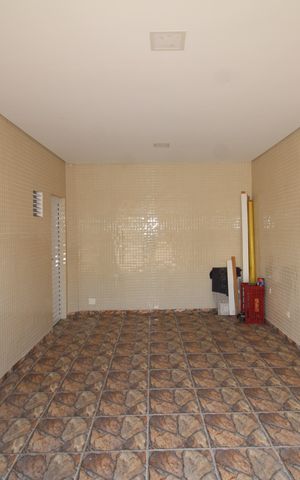 Casa à venda com 126m², 3 quartos e 3 vagasGaragem