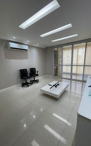 Apartamento para alugar com 280m², 3 quartos e 1 vaga