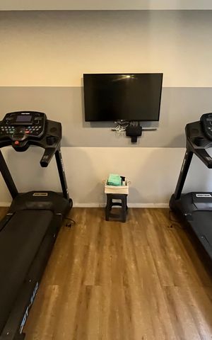 Apartamento à venda com 56m², 2 quartos e 1 vaga Apartamento à venda com 56m², 2 quartos e 1 vagaAcademia