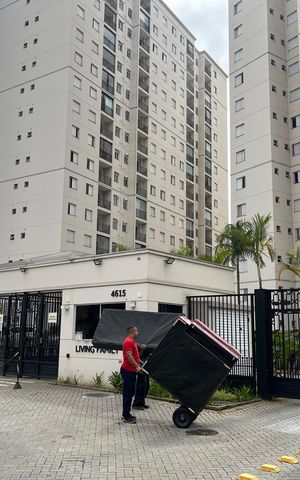 Apartamento à venda com 56m², 2 quartos e 1 vaga Apartamento à venda com 56m², 2 quartos e 1 vagaFachada