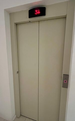 Apartamento à venda com 56m², 2 quartos e 1 vaga Apartamento à venda com 56m², 2 quartos e 1 vagaElevador