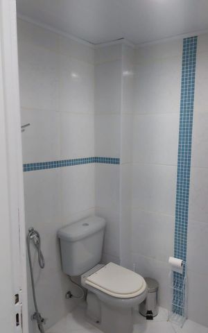 Apartamento à venda com 56m², 2 quartos e 1 vaga Apartamento à venda com 56m², 2 quartos e 1 vagaBanheiro