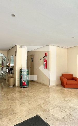 Apartamento à venda com 60m², 2 quartos e 1 vaga Apartamento à venda com 60m², 2 quartos e 1 vagaHall social