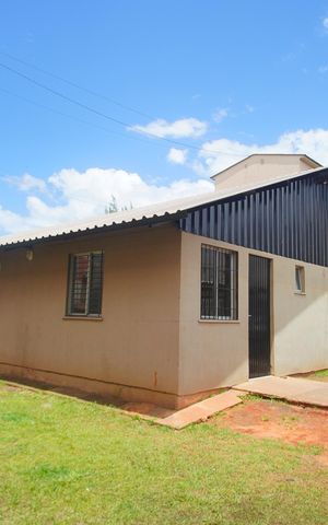 Apartamento para alugar com 48m², 2 quartos e 1 vagaÁrea comum - Salão de festas