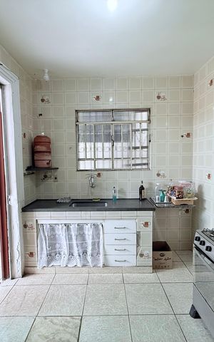 Casa à venda com 197m², 3 quartos e 3 vagas