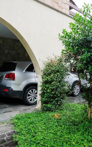 Casa à venda com 293m², 3 quartos e 5 vagasGaragem
