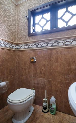 Casa à venda com 293m², 3 quartos e 5 vagasLavabo