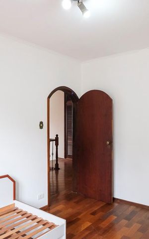 Casa à venda com 293m², 3 quartos e 5 vagasQuarto