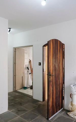 Casa à venda com 293m², 3 quartos e 5 vagasÁrea de serviço