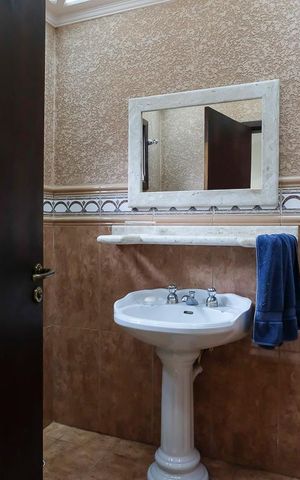 Casa à venda com 293m², 3 quartos e 5 vagasLavabo