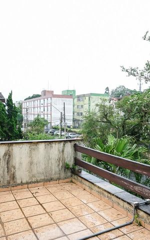Casa à venda com 293m², 3 quartos e 5 vagasVaranda