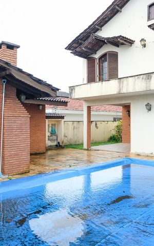 Casa à venda com 293m², 3 quartos e 5 vagasQuintal