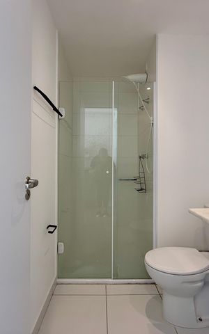 Studio à venda com 27m², 0 quarto e sem vaga Studio à venda com 27m², 0 quarto e sem vagaBanheiro
