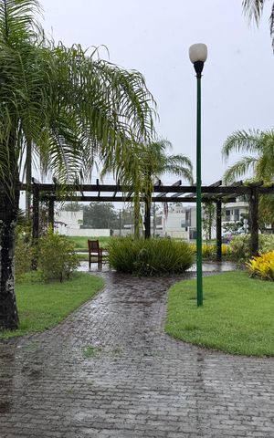 Casa de condomínio à venda com 168m², 3 quartos e 2 vagas Casa de condomínio à venda com 168m², 3 quartos e 2 vagasÁrea comum