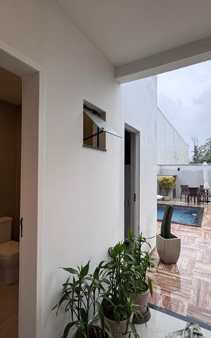 Casa de condomínio à venda com 168m², 3 quartos e 2 vagas Casa de condomínio à venda com 168m², 3 quartos e 2 vagasÁrea externa