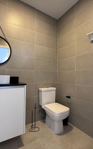 Casa de condomínio à venda com 168m², 3 quartos e 2 vagas Casa de condomínio à venda com 168m², 3 quartos e 2 vagasÁrea externa - Lavabo
