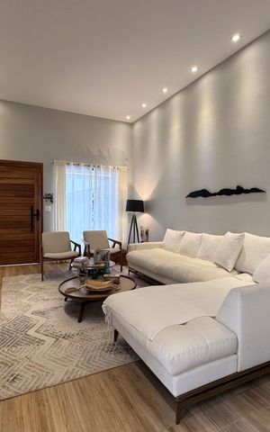 Casa de condomínio à venda com 168m², 3 quartos e 2 vagas Casa de condomínio à venda com 168m², 3 quartos e 2 vagasSala