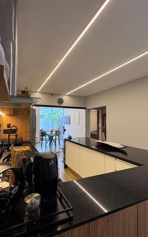 Casa de condomínio à venda com 168m², 3 quartos e 2 vagas Casa de condomínio à venda com 168m², 3 quartos e 2 vagasCozinha