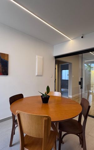 Casa de condomínio à venda com 168m², 3 quartos e 2 vagas Casa de condomínio à venda com 168m², 3 quartos e 2 vagasÁrea Gourmet