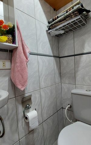 Casa à venda com 72m², 2 quartos e 2 vagas Casa à venda com 72m², 2 quartos e 2 vagasLavabo