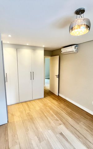 Apartamento à venda com 145m², 3 quartos e 4 vagas Apartamento à venda com 145m², 3 quartos e 4 vagasQuarto Suíte 1