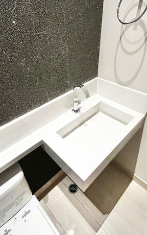 Apartamento à venda com 145m², 3 quartos e 4 vagas Apartamento à venda com 145m², 3 quartos e 4 vagasLavabo