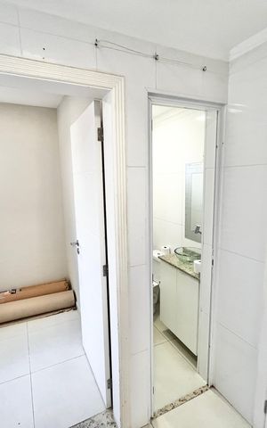 Apartamento à venda com 145m², 3 quartos e 4 vagas Apartamento à venda com 145m², 3 quartos e 4 vagasÁrea de Serviço
