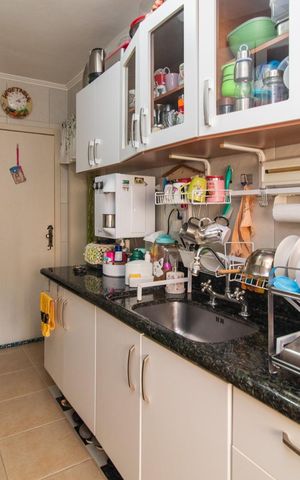 Apartamento à venda com 80m², 2 quartos e 1 vagaCozinha e Área de Serviço