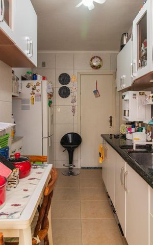 Apartamento à venda com 80m², 2 quartos e 1 vagaCozinha e Área de Serviço