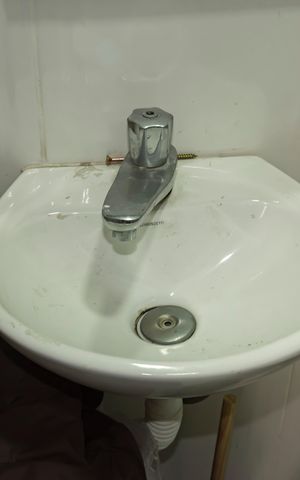 Apartamento à venda com 98m², 3 quartos e 2 vagasBanheiro de Serviço