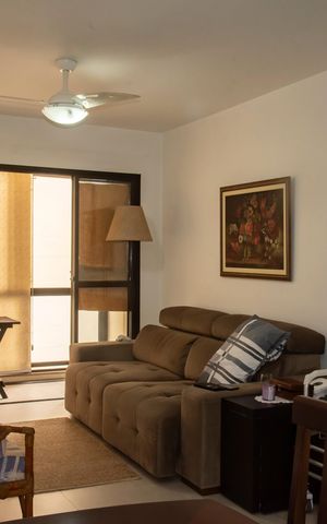 Apartamento à venda com 98m², 3 quartos e 2 vagasSala