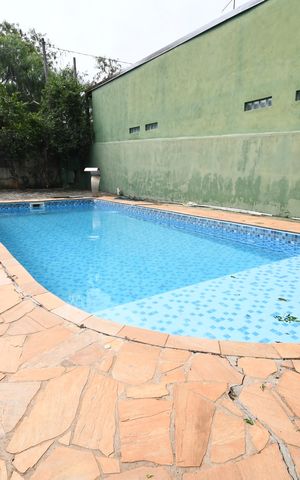 Casa à venda com 1400m², 1 quarto e sem vagaPiscina
