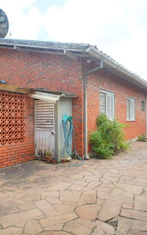 Casa à venda com 250m², 4 quartos e 3 vagasÁrea externa