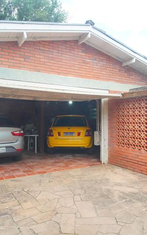 Casa à venda com 250m², 4 quartos e 3 vagasGaragem