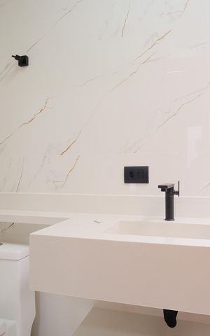 Casa à venda com 160m², 3 quartos e 3 vagasBanheiro da Suíte 3