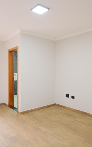Casa à venda com 160m², 3 quartos e 3 vagasSuíte 1