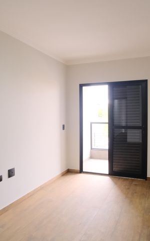 Casa à venda com 160m², 3 quartos e 3 vagasSuíte 1