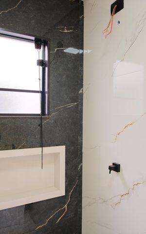 Casa à venda com 160m², 3 quartos e 3 vagasBanheiro da Suíte 2