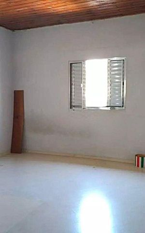 Casa à venda com 100m², 2 quartos e 1 vaga Casa à venda com 100m², 2 quartos e 1 vagaQuarto