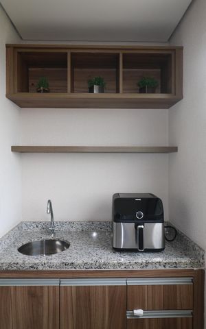 Apartamento à venda com 80m², 2 quartos e 1 vaga Apartamento à venda com 80m², 2 quartos e 1 vagaVaranda