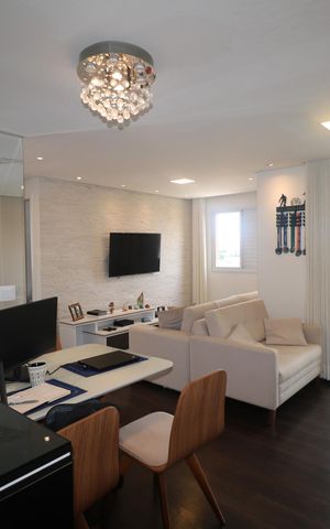 Apartamento à venda com 80m², 2 quartos e 1 vaga Apartamento à venda com 80m², 2 quartos e 1 vagaSala